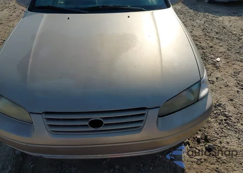 1999 Toyota Camry Le из США, поврежденный, VIN 4T1BG22K0XU524973